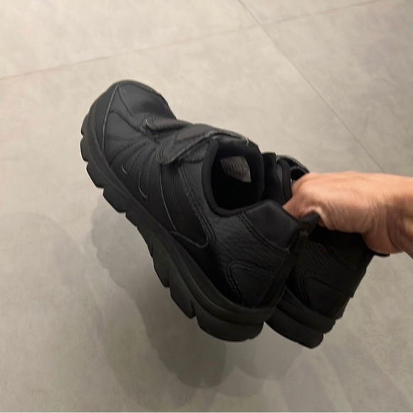 Stride Rite Unisex-Child Cooper 2.0 H&l Sneaker size 5.5 - Picture 3 of 7